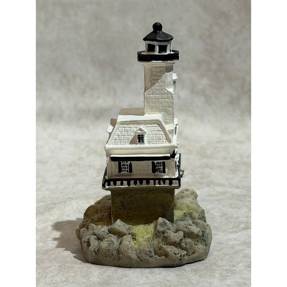 Scaasis Originals Bug Light‎ NY Lighthouse Figurine Handcrafted Nautical Decor - Picture 2 of 10
